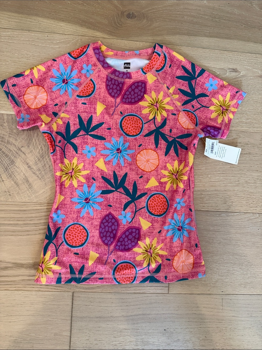 NWT Tea Collection Bright Tropical Print Short Sleeve Kids Rashguard size 10